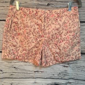 Ann Taylor LOFT shorts. Pink Floral. Size4